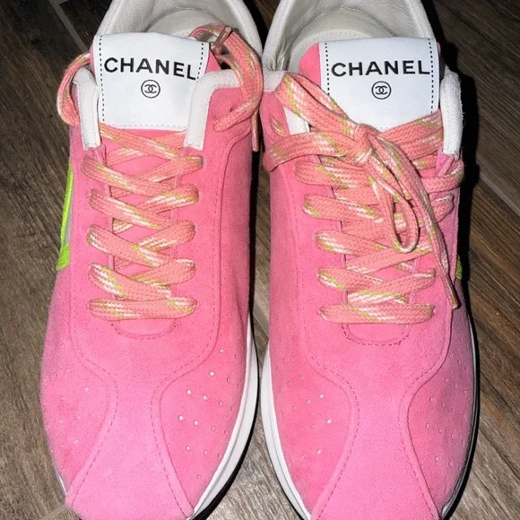 Chanel Women's Pink and Green Sneakers NWT - Picture 9 of 10